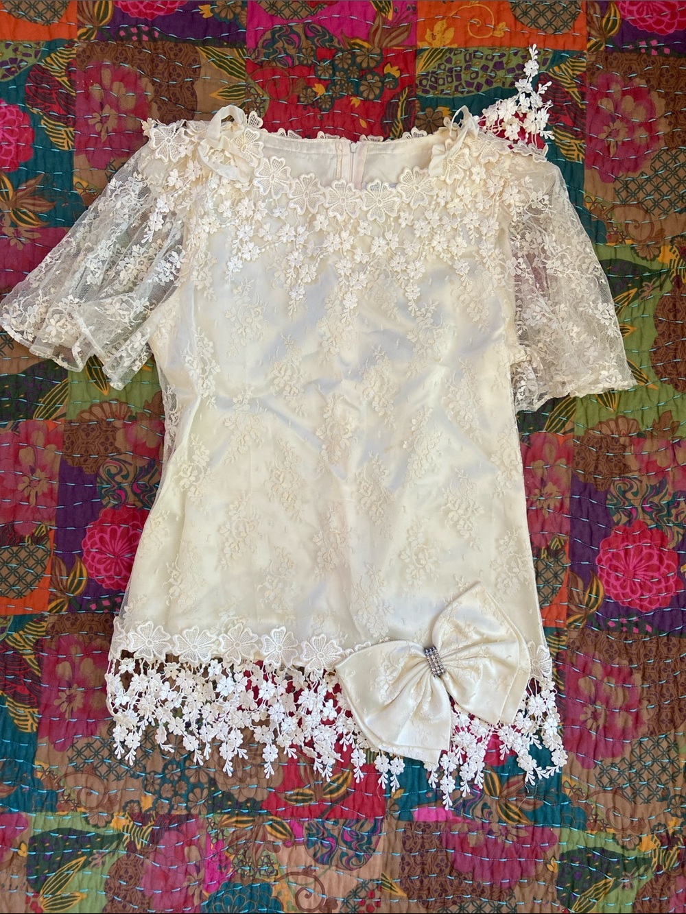 Patra Vintage Cream Lace Tunic with Bow Detail and Floral Lace S